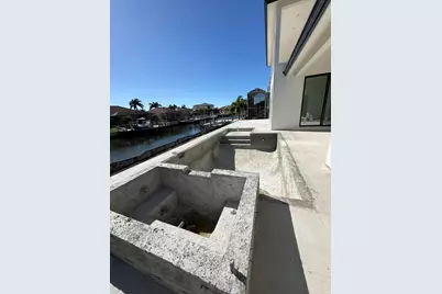 1075 Bonita Court, Marco Island, FL 34145 - Photo 5