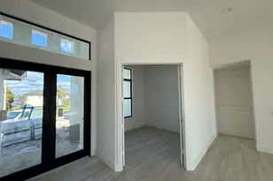 1075 Bonita Ct, Marco Island, FL 34145 - Photo 23