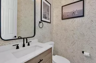 7851 Founders Cir, Naples, FL 34104 - Photo 25