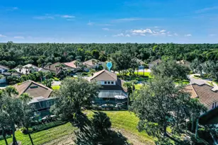 7851 Founders Cir, Naples, FL 34104 - Photo 43