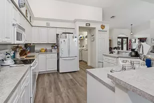 130 Kirkwood St, Marco Island, FL 34145 - Photo 11