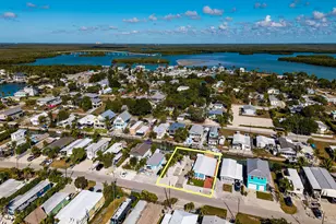 639 Palm Ave, Goodland, FL 34140 - Photo 43