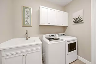 2303 Marquesa Cir, Naples, FL 34112 - Photo 27