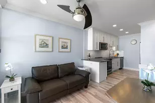 240 Seaview Ct, Marco Island, FL 34145 - Photo 5