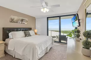 260 Seaview Ct, Marco Island, FL 34145 - Photo 21