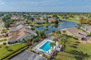 110 Tanglewood Ct, Naples, FL 34113 - Photo 21