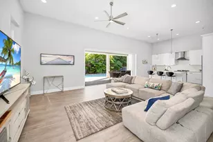 445 S Heathwood Dr, Marco Island, FL 34145 - Photo 3