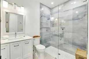 910 Ivory Ct, Marco Island, FL 34145 - Photo 19