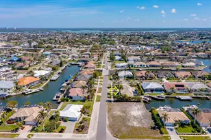1015 Goldenrod Ave, Marco Island, FL 34145 - Photo 39