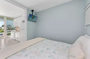 220 Seaview Ct, Marco Island, FL 34145 - Photo 13