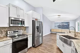 108 Greenview St, Marco Island, FL 34145 - Photo 13