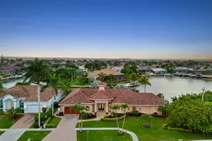 640 Kendall Dr, Marco Island, FL 34145 - Photo 1