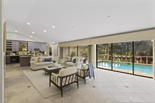 640 Kendall Dr, Marco Island, FL 34145 - Photo 15