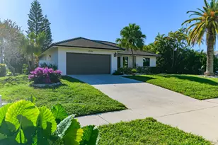 1035 Admiralty Ct, Marco Island, FL 34145 - Photo 33