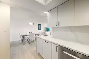 320 Seaview Ct, Marco Island, FL 34145 - Photo 15