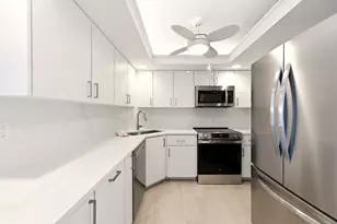 320 Seaview Ct, Marco Island, FL 34145 - Photo 13