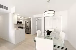 320 Seaview Ct, Marco Island, FL 34145 - Photo 11