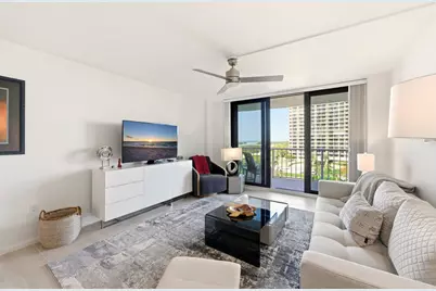 320 Seaview Court #610, Marco Island, FL 34145 - Photo 7