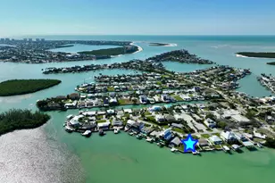 125 E Pago Pago Dr E, Naples, FL 34113 - Photo 29