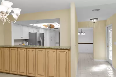 608 Kings Way, Naples, FL 34104 - Photo 9