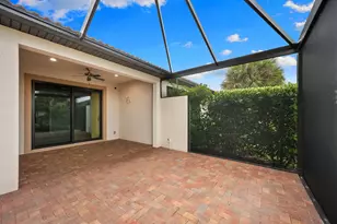 1511 Oceania Dr S, Naples, FL 34113 - Photo 9