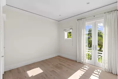 221 Aqua Ct, Naples, FL 34102 - Photo 29