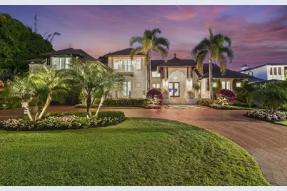 221 Aqua Ct, Naples, FL 34102 - Photo 3