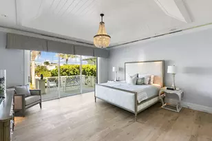 221 Aqua Ct, Naples, FL 34102 - Photo 23