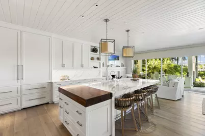 221 Aqua Ct, Naples, FL 34102 - Photo 19