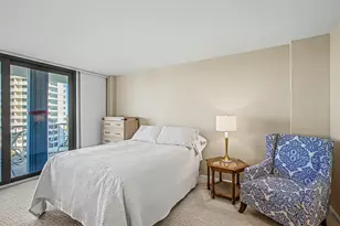 260 Seaview Ct, Marco Island, FL 34145 - Photo 7