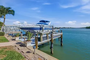 141 Pago Pago Dr E, Naples, FL 34113 - Photo 43