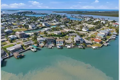 141 Pago Pago Drive E, Naples, FL 34113 - Photo 11