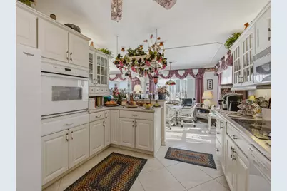 141 Pago Pago Drive E, Naples, FL 34113 - Photo 25