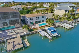 141 Pago Pago Dr E, Naples, FL 34113 - Photo 13