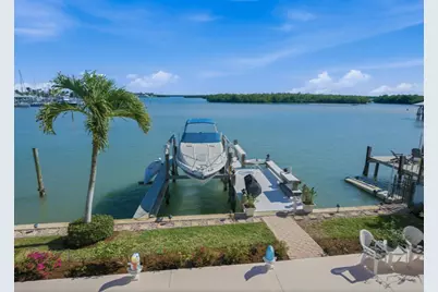 141 Pago Pago Drive E, Naples, FL 34113 - Photo 47