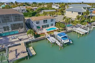 141 Pago Pago Dr E, Naples, FL 34113 - Photo 13