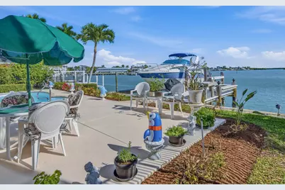 141 Pago Pago Drive E, Naples, FL 34113 - Photo 39