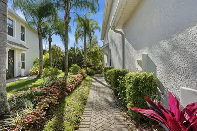 15671 Marcello Cir #124, Naples, FL 34110 - Photo 5