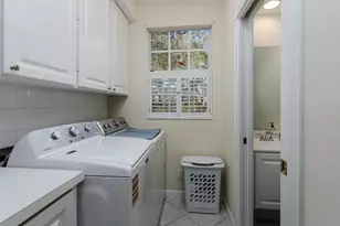 5353 Cove Cir, Naples, FL 34119 - Photo 27