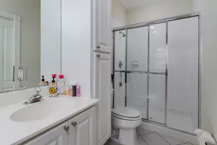 5353 Cove Cir, Naples, FL 34119 - Photo 33