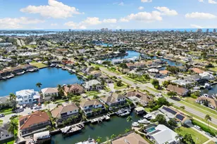 1806 Maywood Ct, Marco Island, FL 34145 - Photo 45