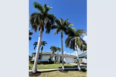 278 Bass Court, Marco Island, FL 34145 - Photo 5