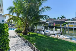 1609 Villa Ct, Marco Island, FL 34145 - Photo 29