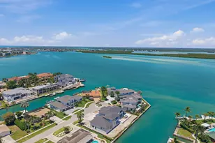 975 Sundrop Ct, Marco Island, FL 34145 - Photo 21