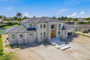 975 Sundrop Ct, Marco Island, FL 34145 - Photo 17