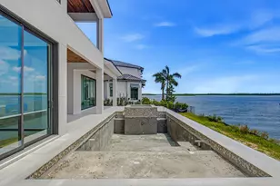 975 Sundrop Ct, Marco Island, FL 34145 - Photo 19