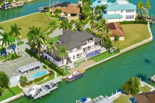 975 Sundrop Ct, Marco Island, FL 34145 - Photo 11