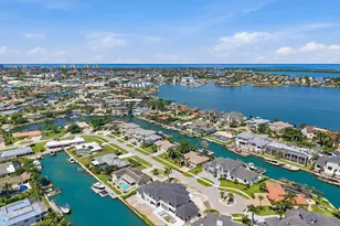 975 Sundrop Ct, Marco Island, FL 34145 - Photo 29