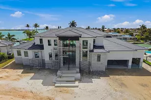 975 Sundrop Ct, Marco Island, FL 34145 - Photo 13