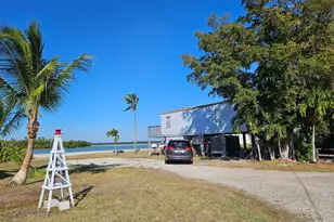 238 Harbor Pl N, Goodland, FL 34140 - Photo 3